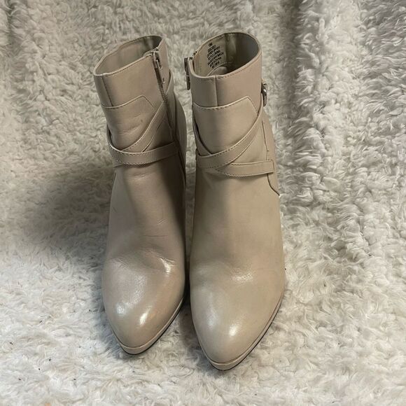 Nine West Elegant leather Beige Ankle platform heels Boots side zipper SZ10M - Picture 3 of 12